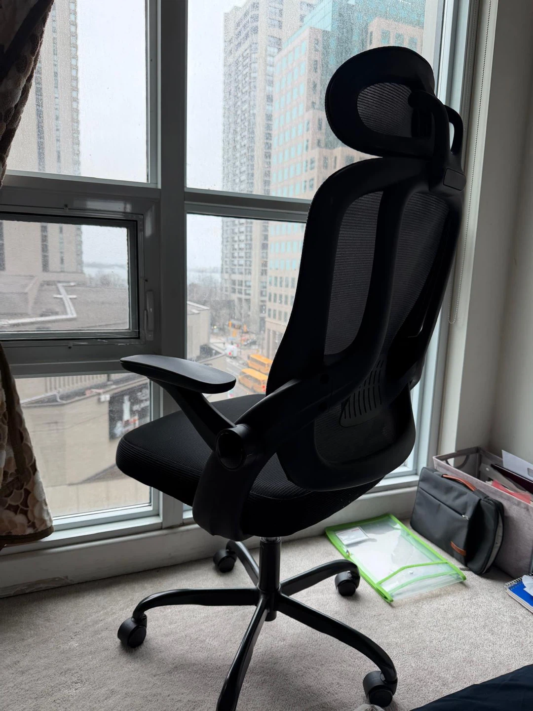 Black Ergonomic Mesh Office Chair with Headrest - photo 3