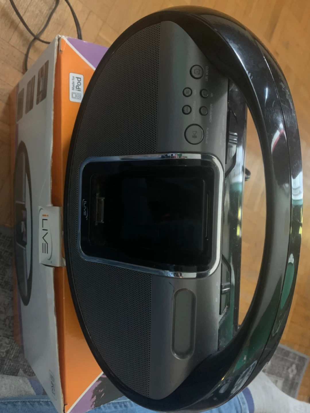 iLive AM/FM Radio Dock for iPod - photo 3