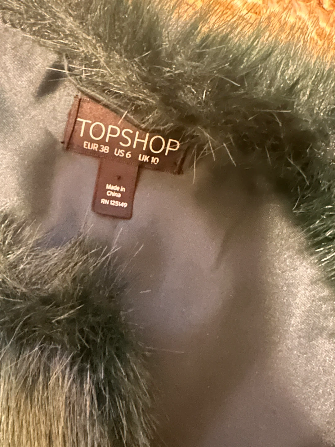 TOPSHOP Faux Fur Vest - Dark Green - photo 2