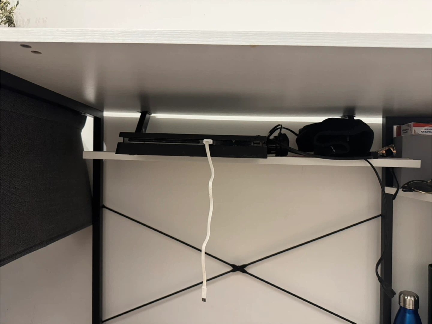 White Computer Desk with Shelves - photo 4