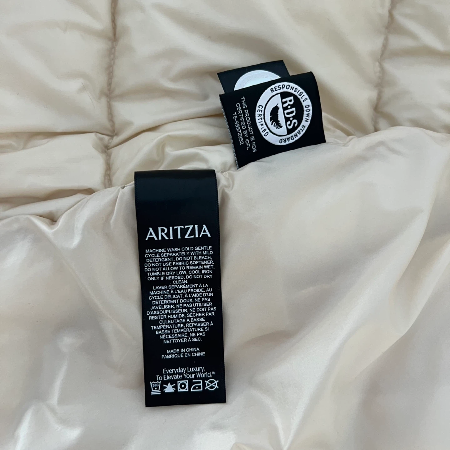 New Aritzia Cushcord Super Puff Jacket- Birch- - photo 4