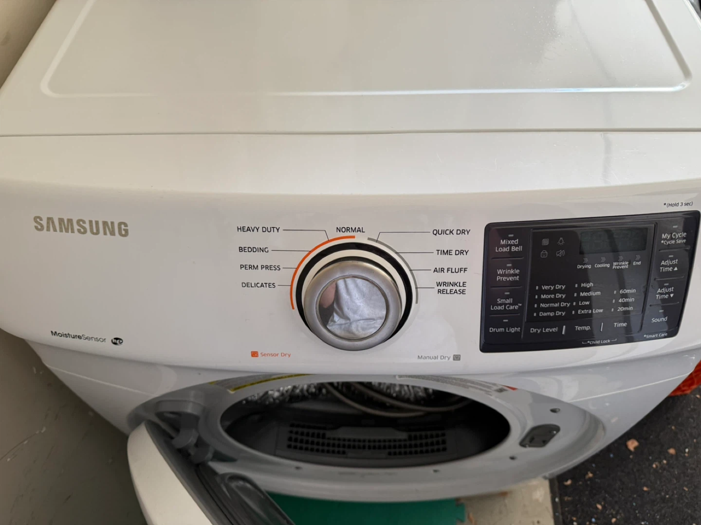 Samsung Clothes Dryer - photo 4