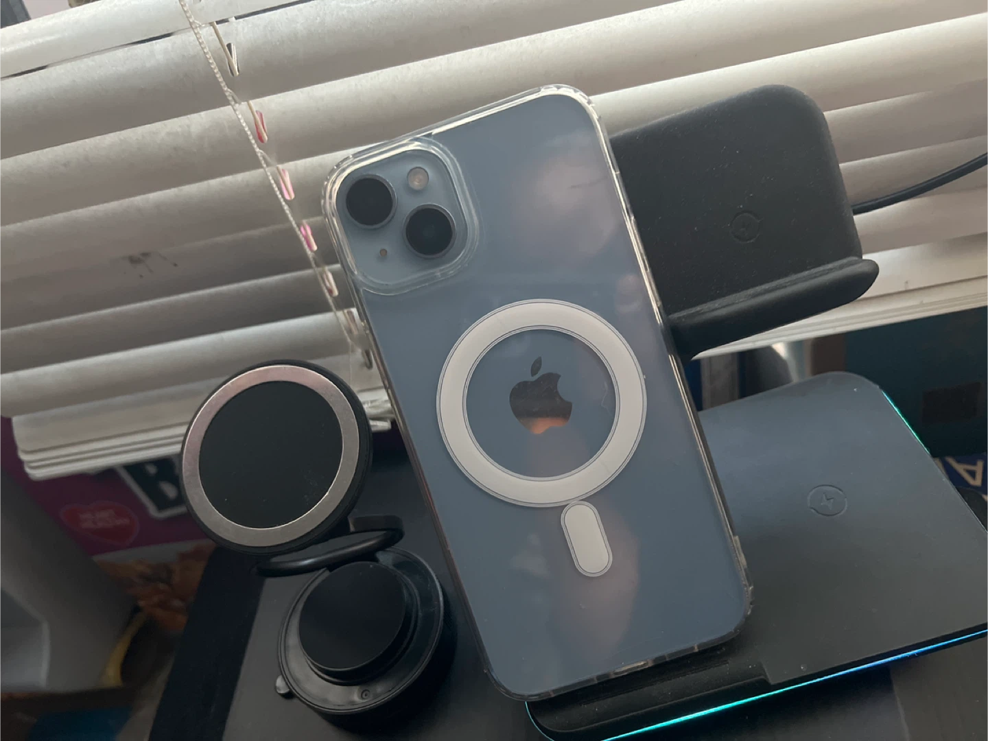 Apple iPhone 14 Plus Clear - photo 2