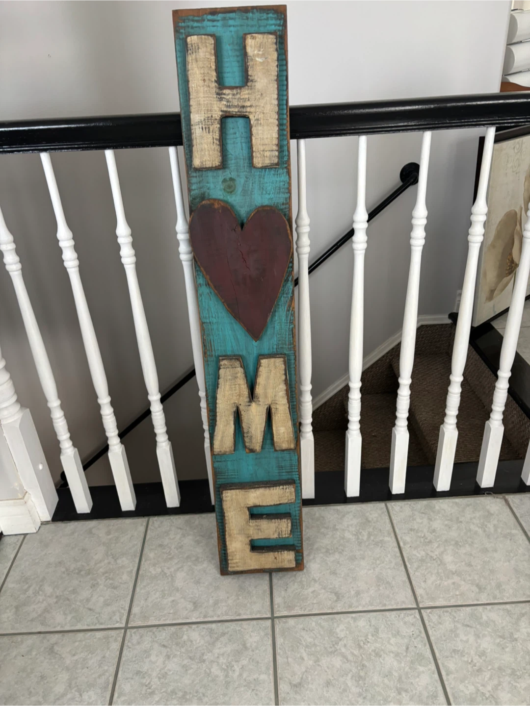 Wooden "HOME" sign with heart - photo 2