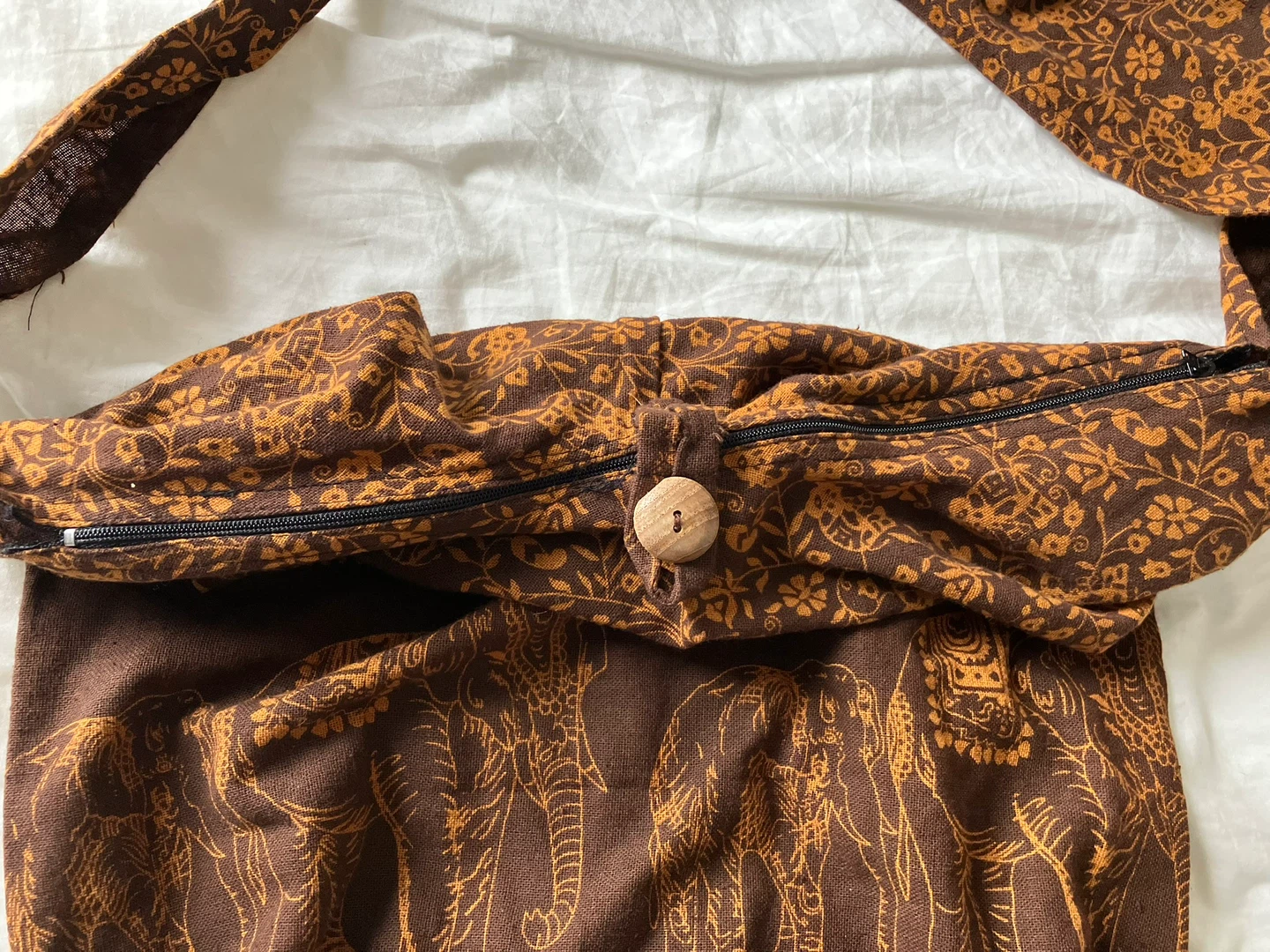 Brown Elephant-Print Boho Sling Shoulder Bag - photo 4