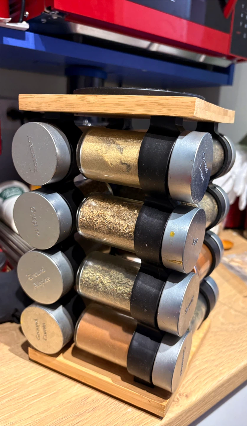 Spice Rack with 12 Jars