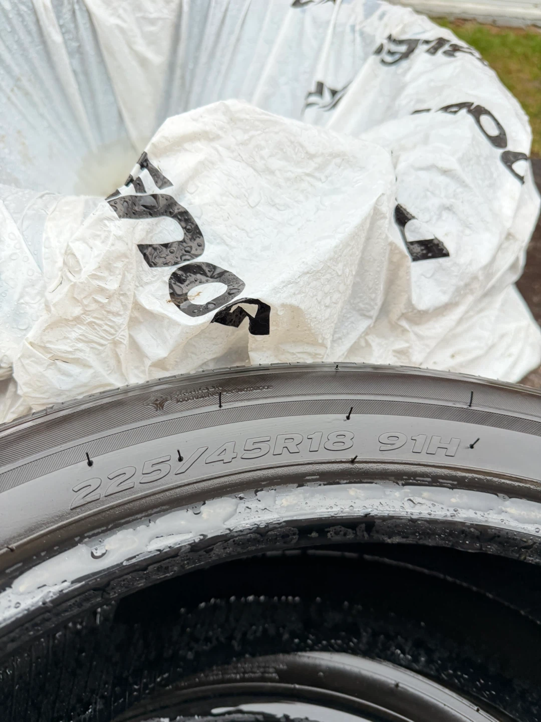 Hankook 225/45R18 91H Tires (Set of 4) - photo 2