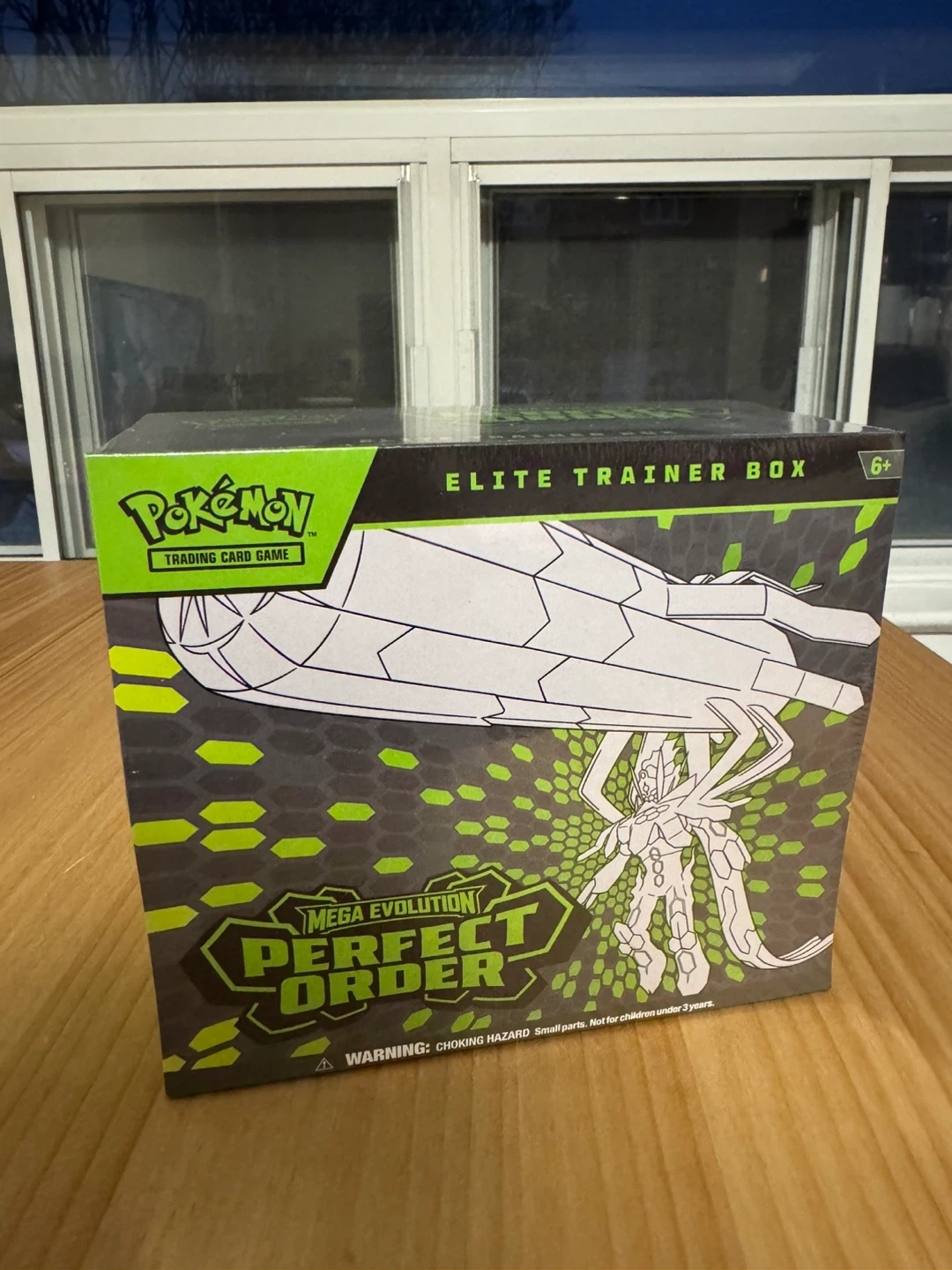 Pokémon Trading Card Game Mega Evolution Elite Trainer Box