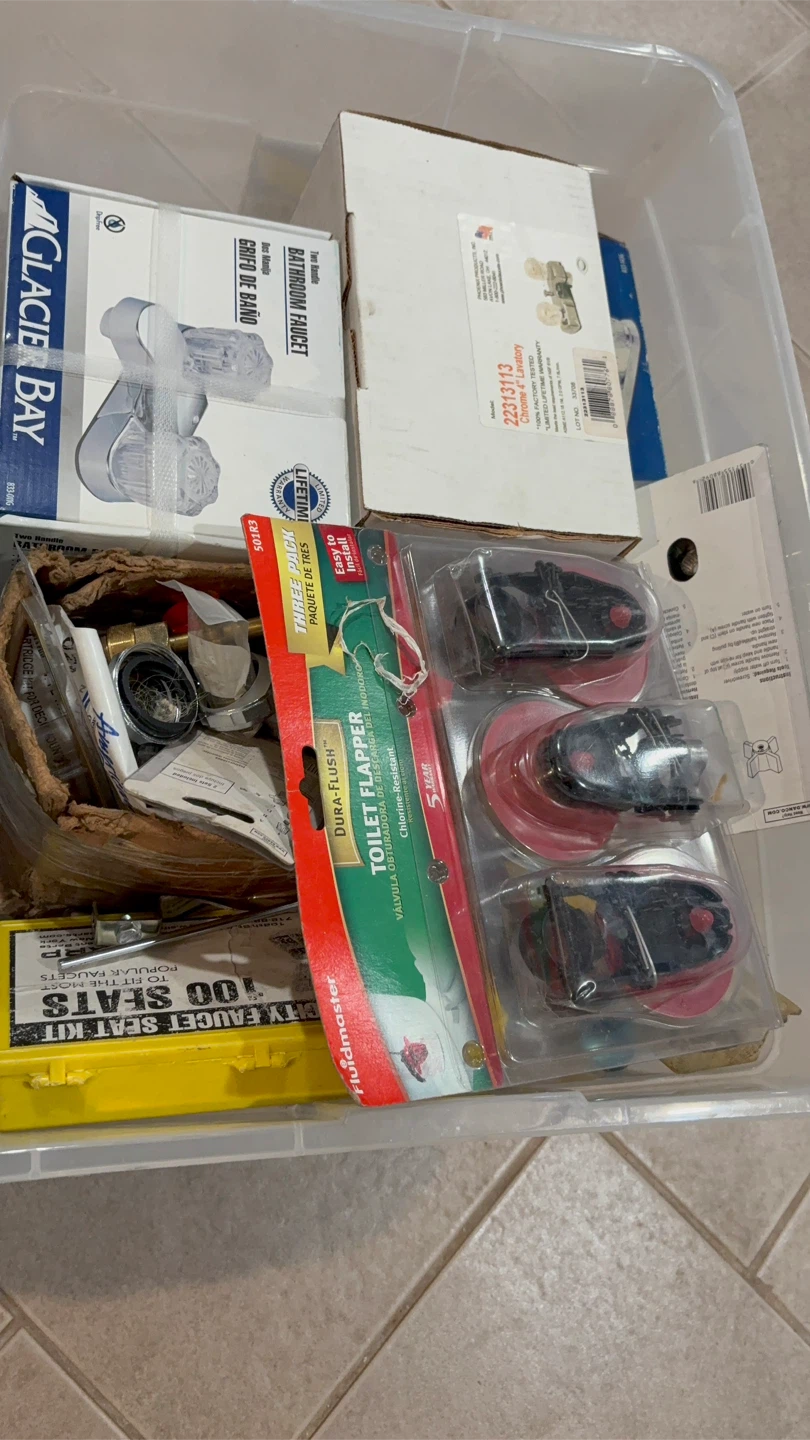 Plumbing Fixtures & Parts Assortment