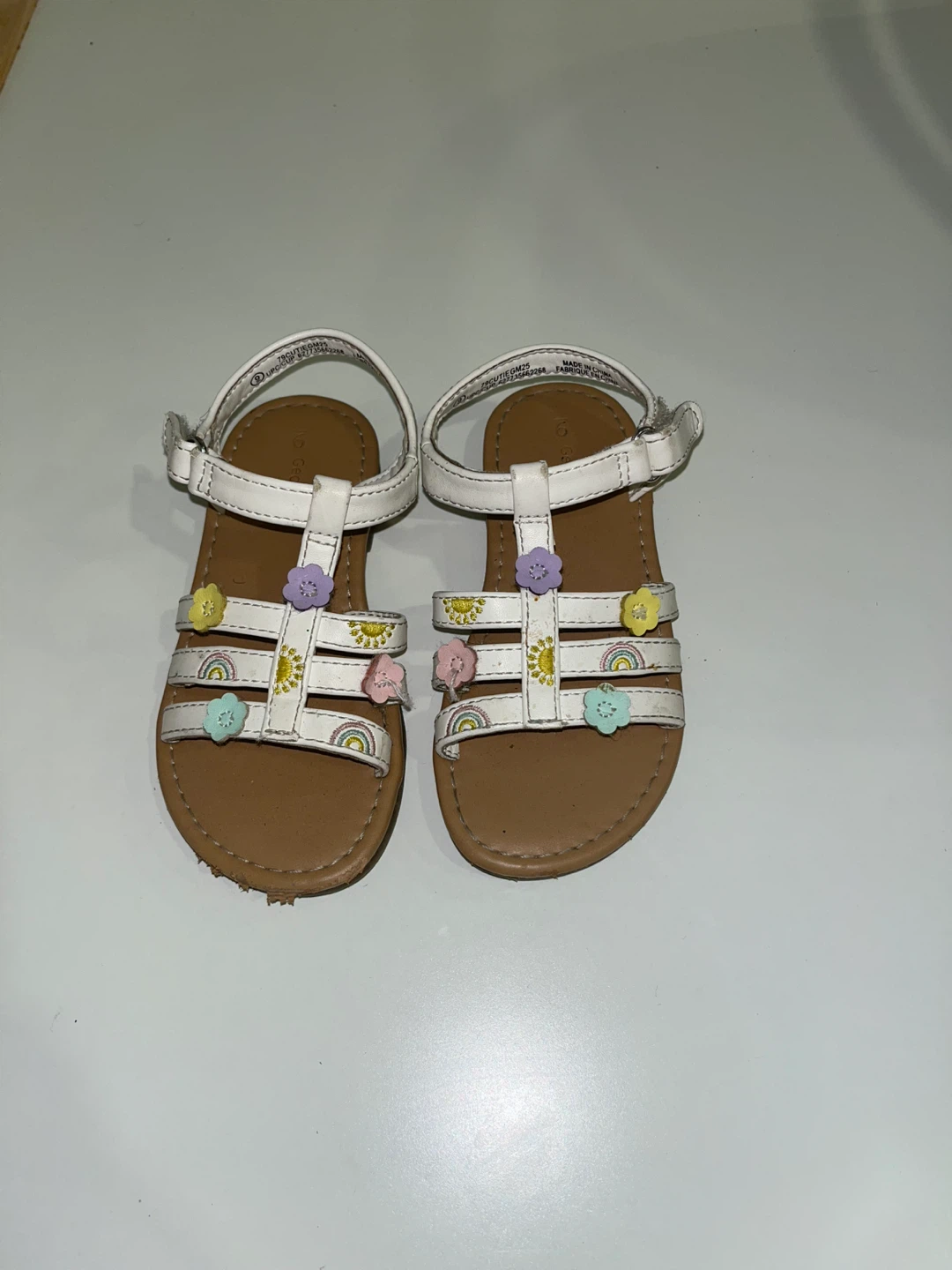 Girl's White Rainbow & Flower Sandals Size 6
