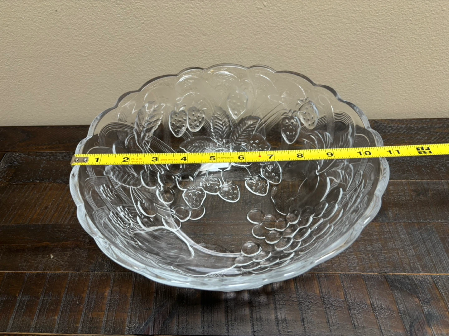 Glass Fruit Embossed Serving Bowl - photo 3