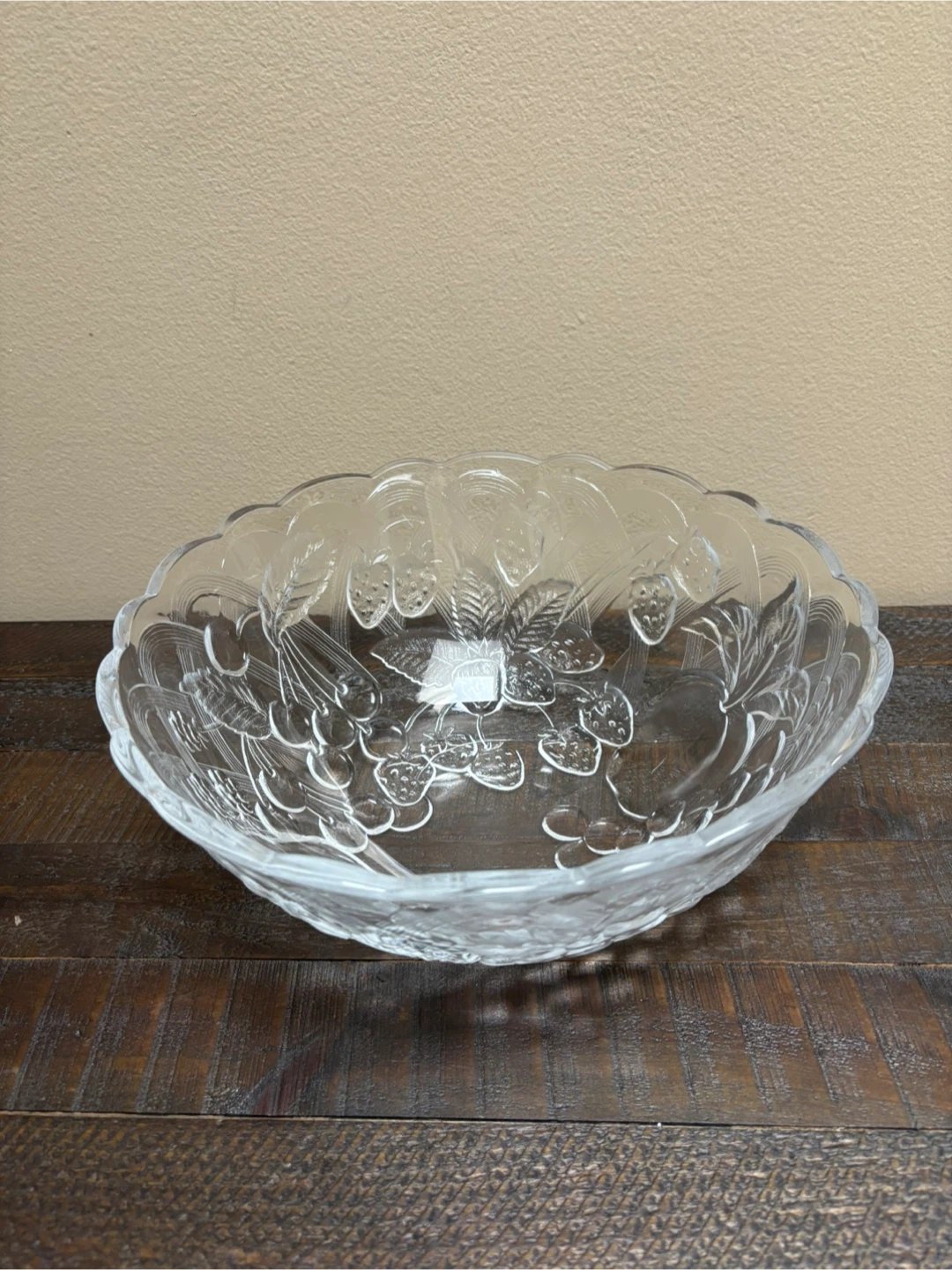 Glass Fruit Embossed Serving Bowl - photo 5