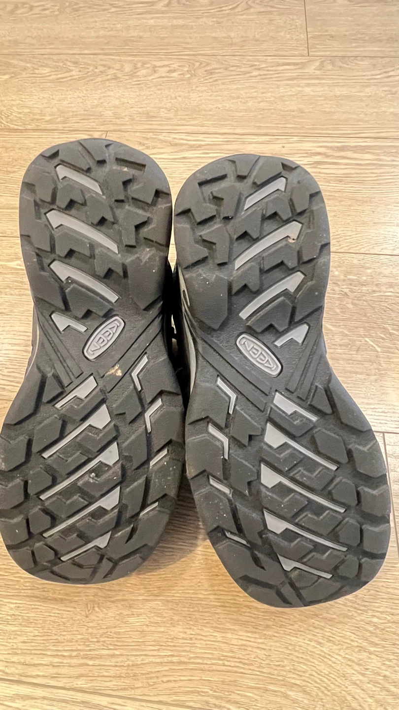 KEEN Hiking Boots - Black/Grey - photo 3