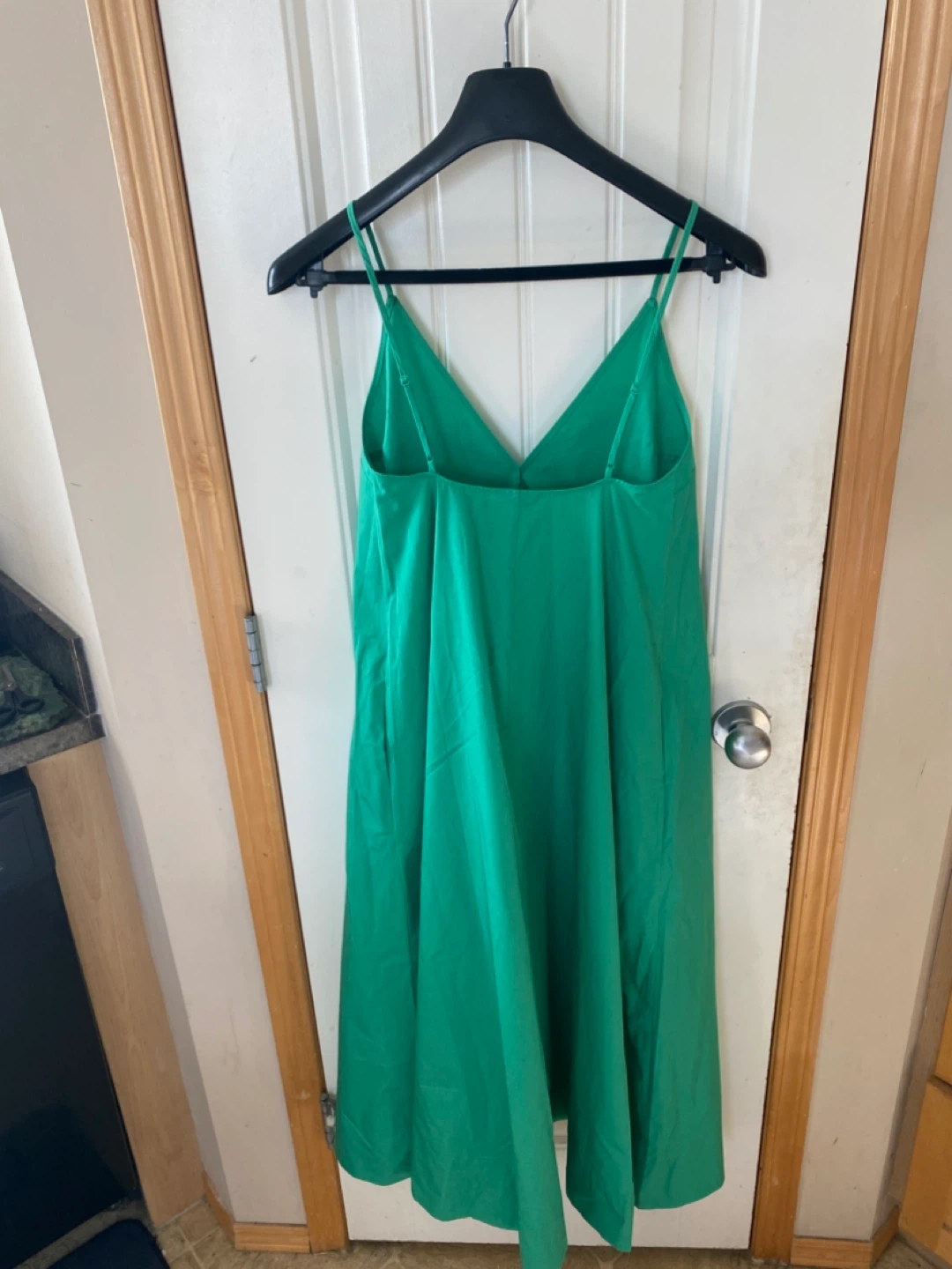 Babaton Green Spaghetti Strap Midi Dress BNWT - photo 5