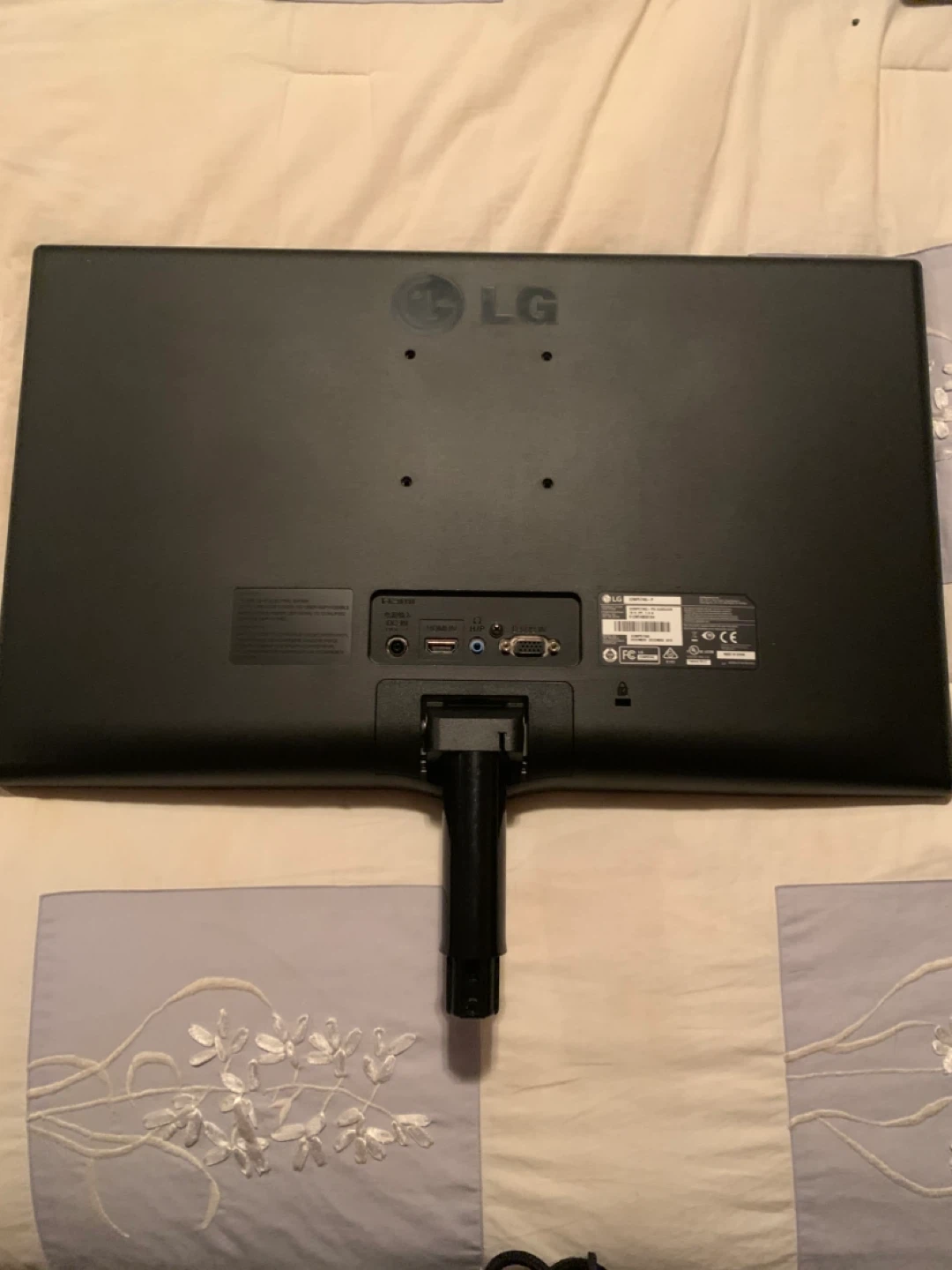 LG 22MP57HQ P computer monitor - photo 4