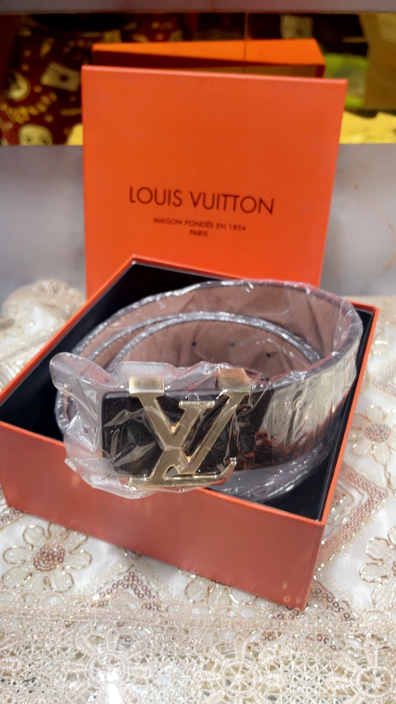 Louis Vuitton Belt with LV Buckle - photo 2