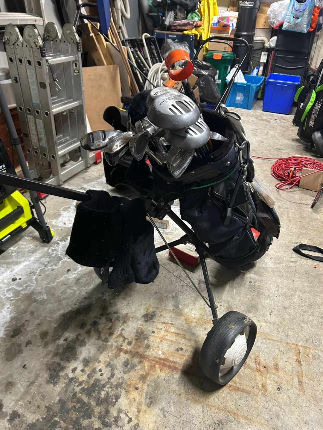 Complete Golf Club Set with Bag and Accessories