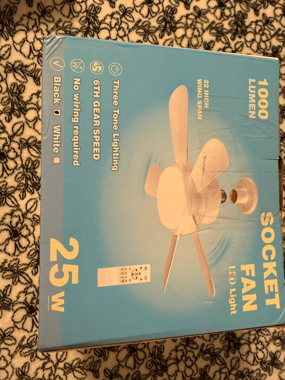LED Socket Fan with Remote Control - photo 3