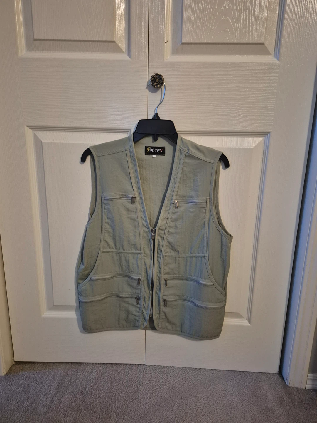 Outdoor Vests - photo 2