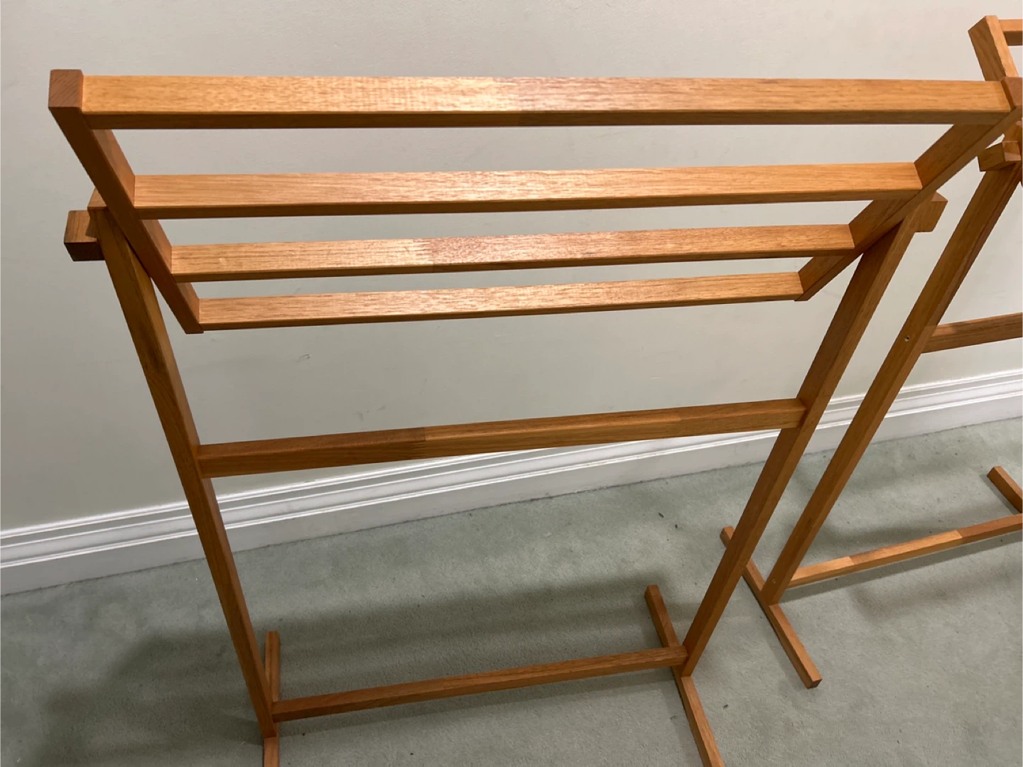 Wooden Towel Rack / laundry Rack - photo 2