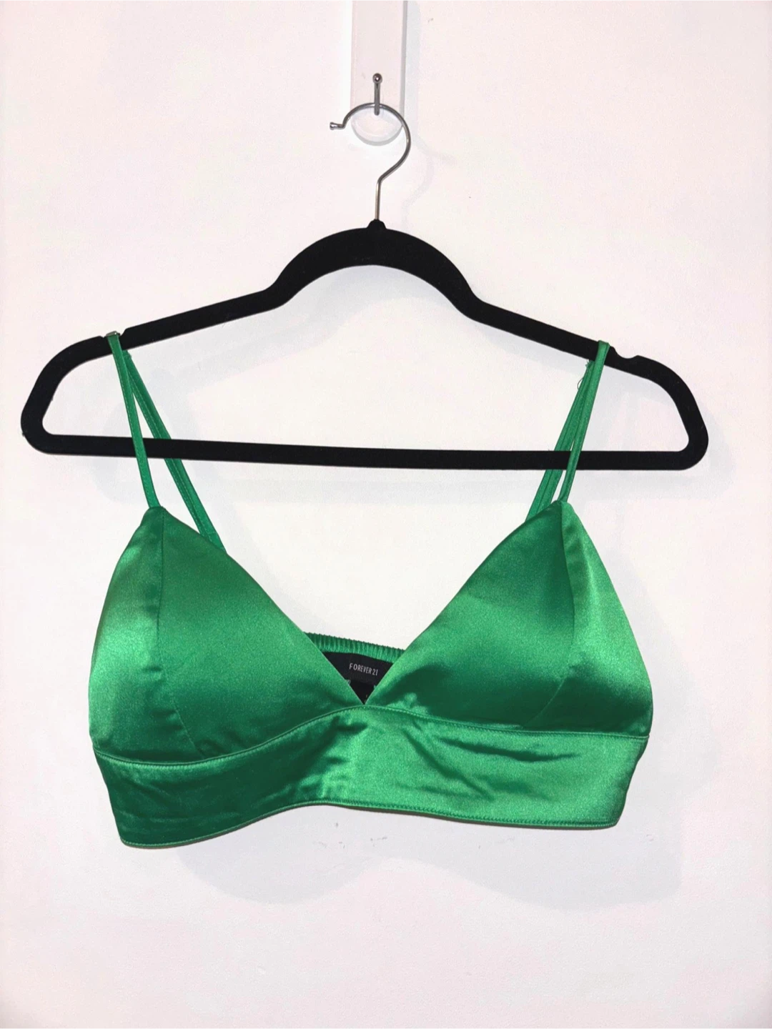 Forever 21 Green Satin Bralette - Size L 🥕