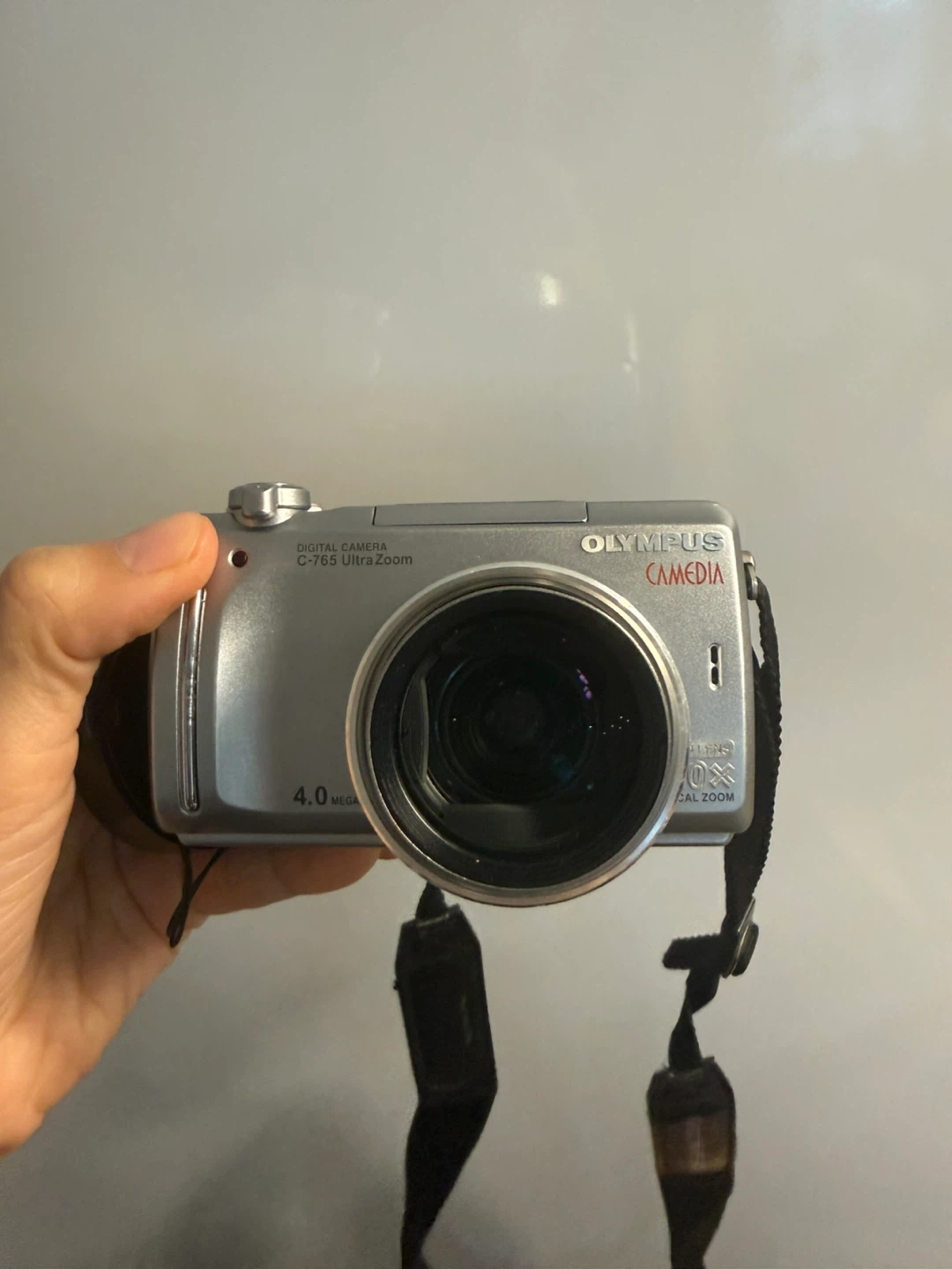 Olympus C-765 Ultra Zoom Digital Camera