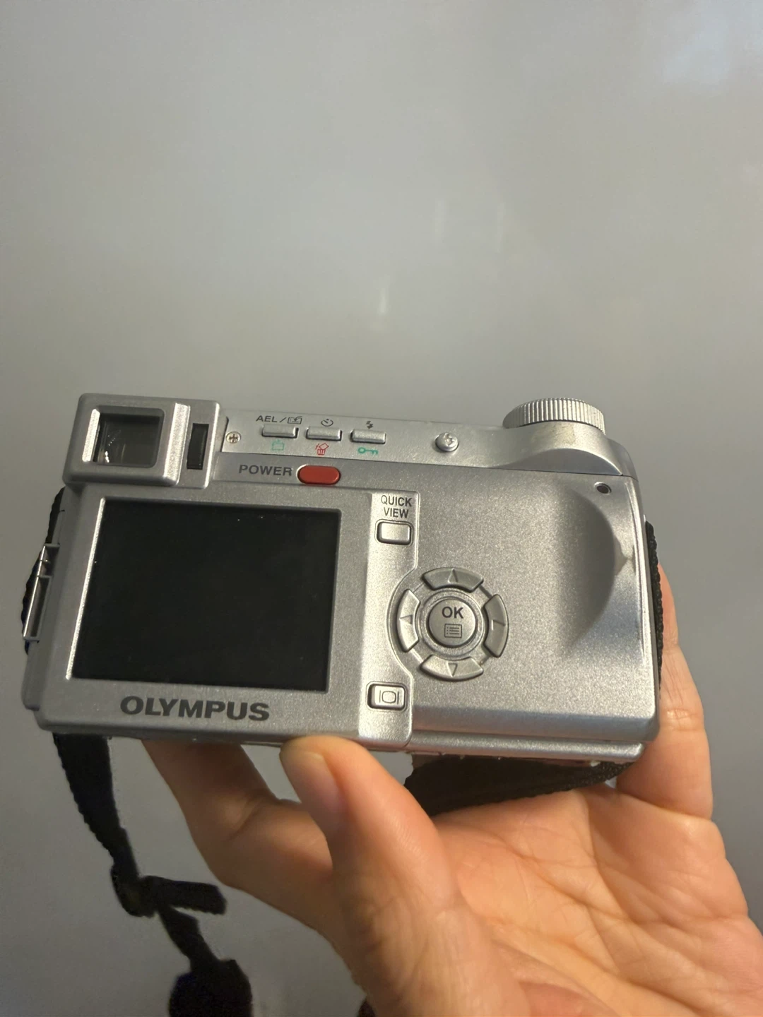Olympus C-765 Ultra Zoom Digital Camera - photo 4