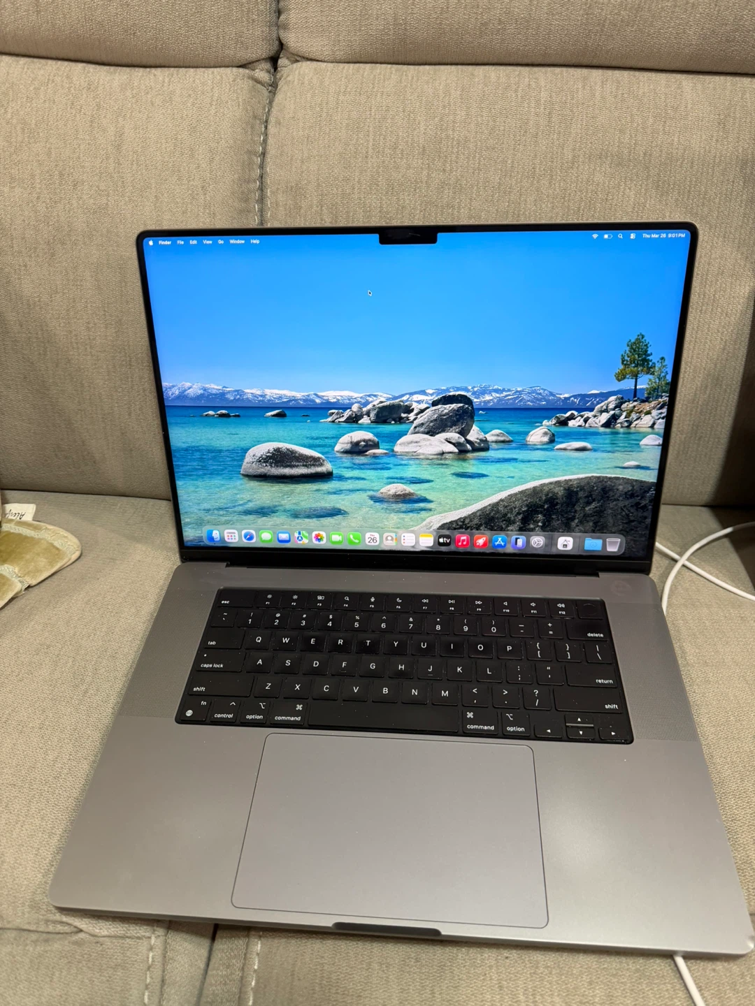 MacBook Pro 16” m1 32gb ram 1tb ssd