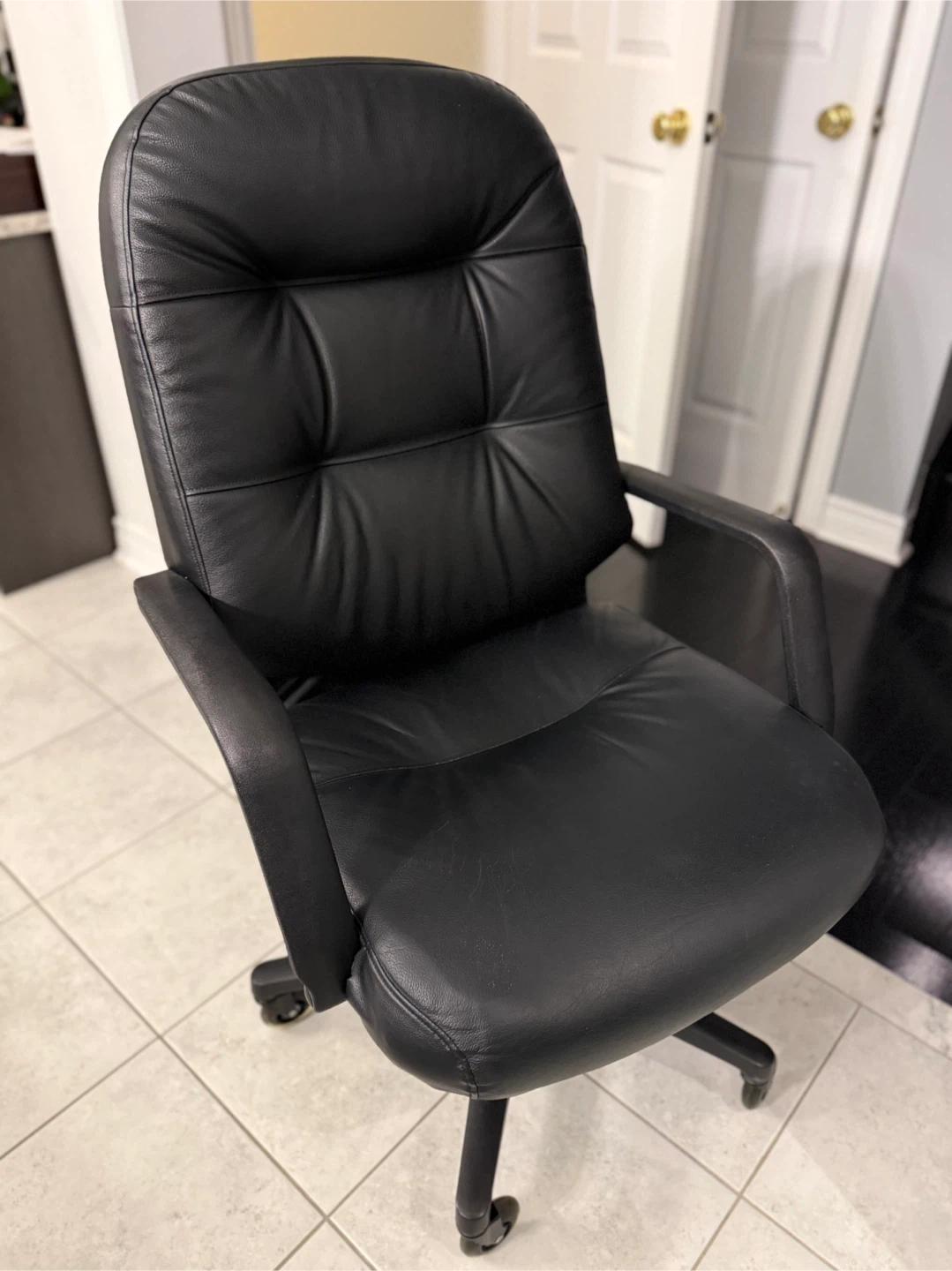 Black Leather Office Chair