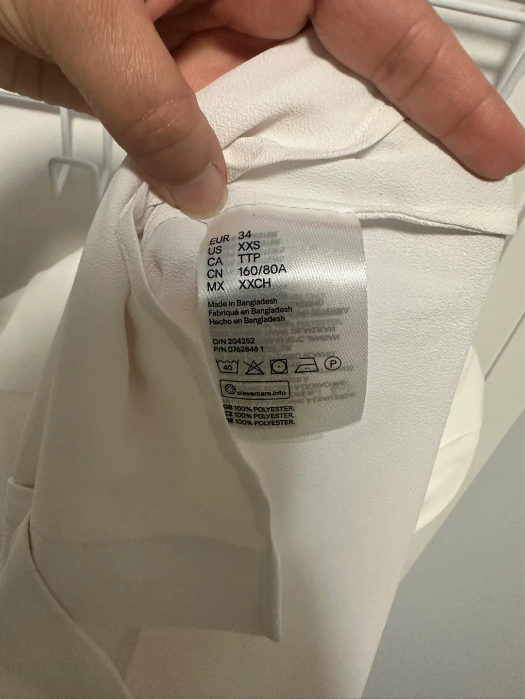 H&M White Button-Up Shirt - photo 4