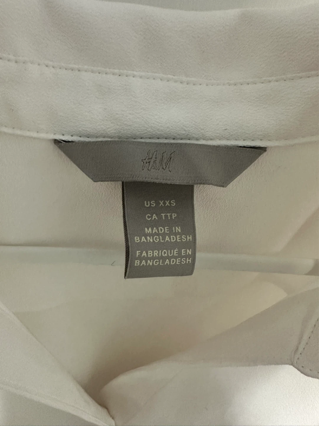 H&M White Button-Up Shirt - photo 3