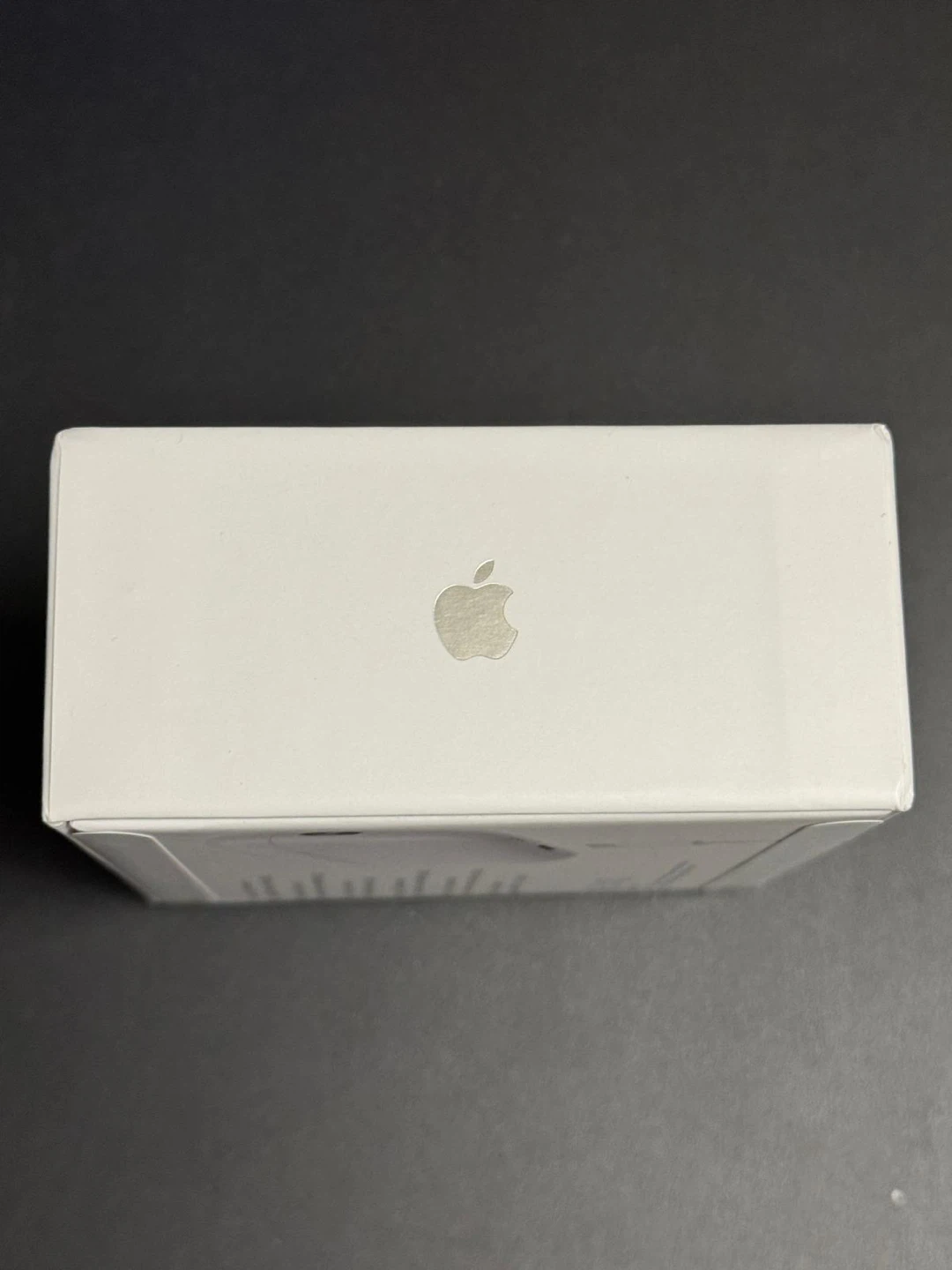 Apple AirPods Pro (2nd Generation) with MagSafe Charging Case - photo 3