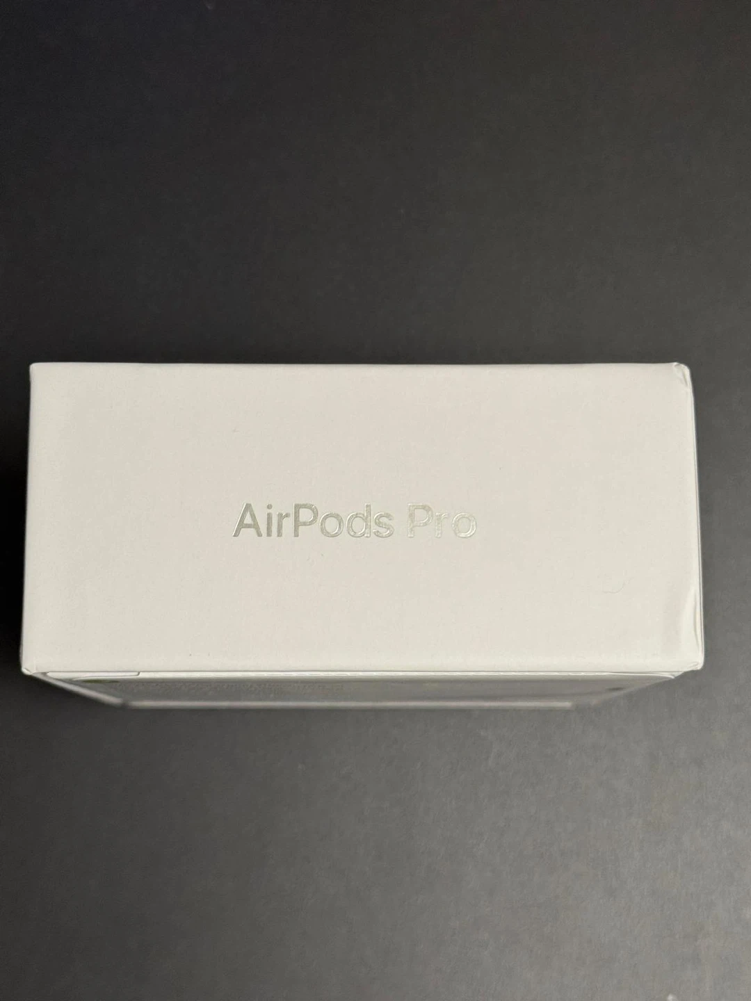 Apple AirPods Pro (2nd Generation) with MagSafe Charging Case - photo 4