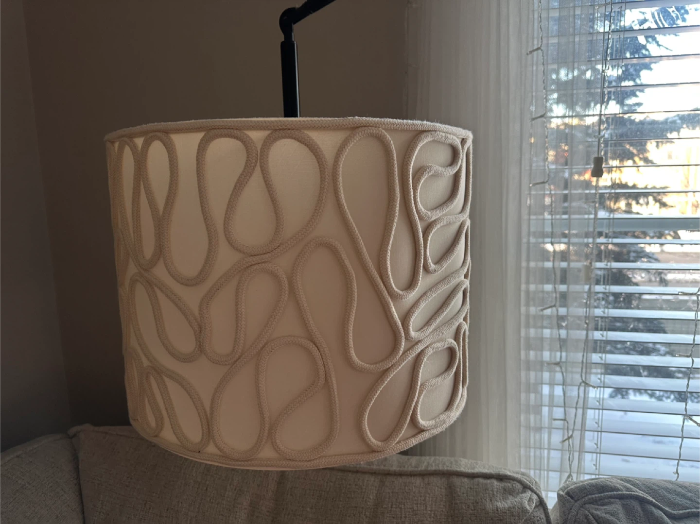 Cream Lamp Shade with Rope Design - photo 3