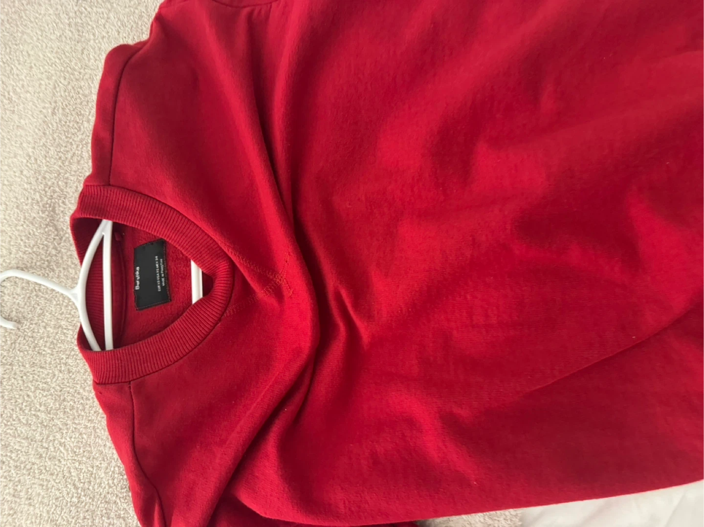 Bershka Red Crewneck Sweatshirt xs