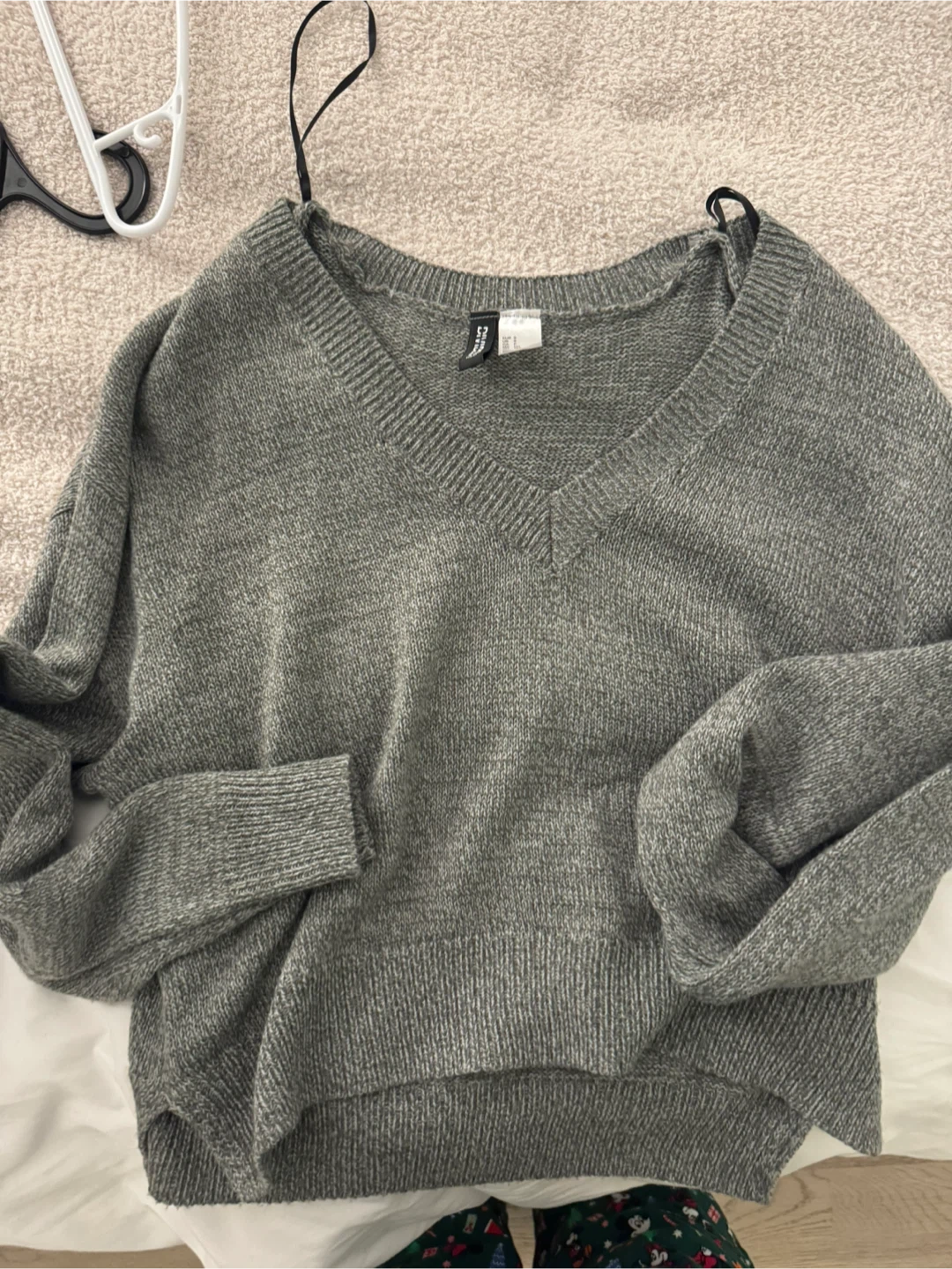 Divided V-Neck Sweater - Grey