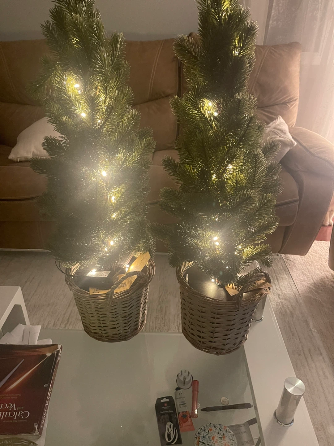 Set of 4 Pre-lit Faux Christmas Trees in Baskets - photo 3