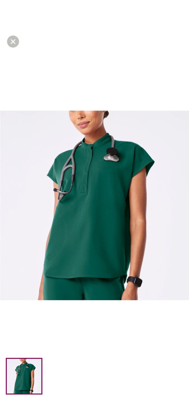 FIGS Scrub Top & Pants Set - Emerald Green