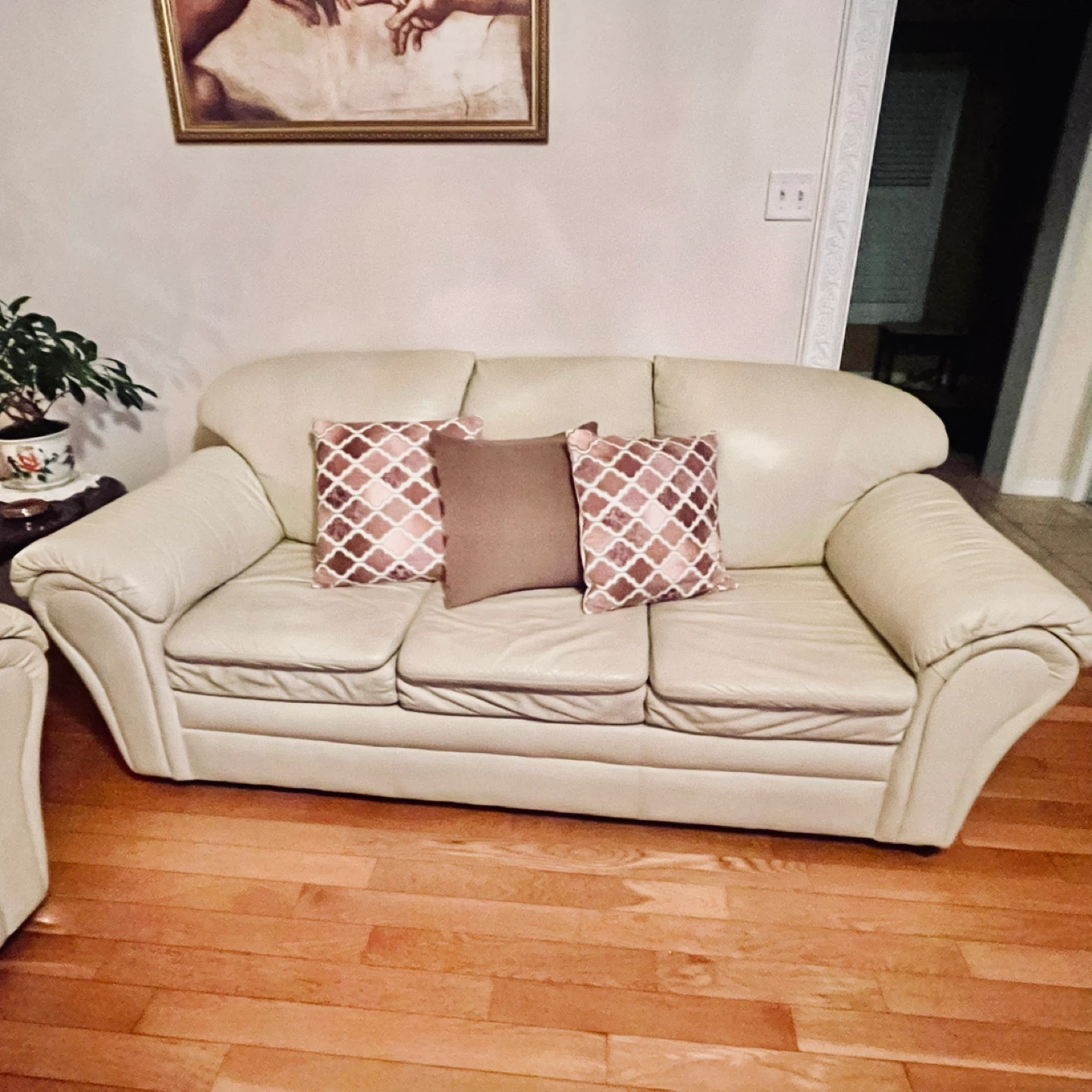 Cream Leather Sofa Set - photo 2