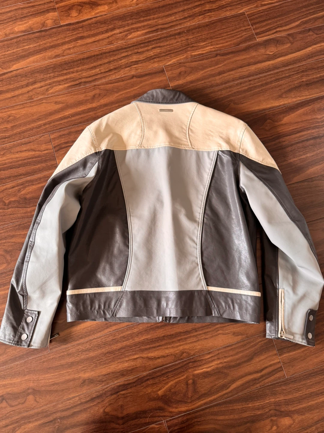 C2H4 Gray Faux-Leather Jacket Size Large Moto jacket - photo 3