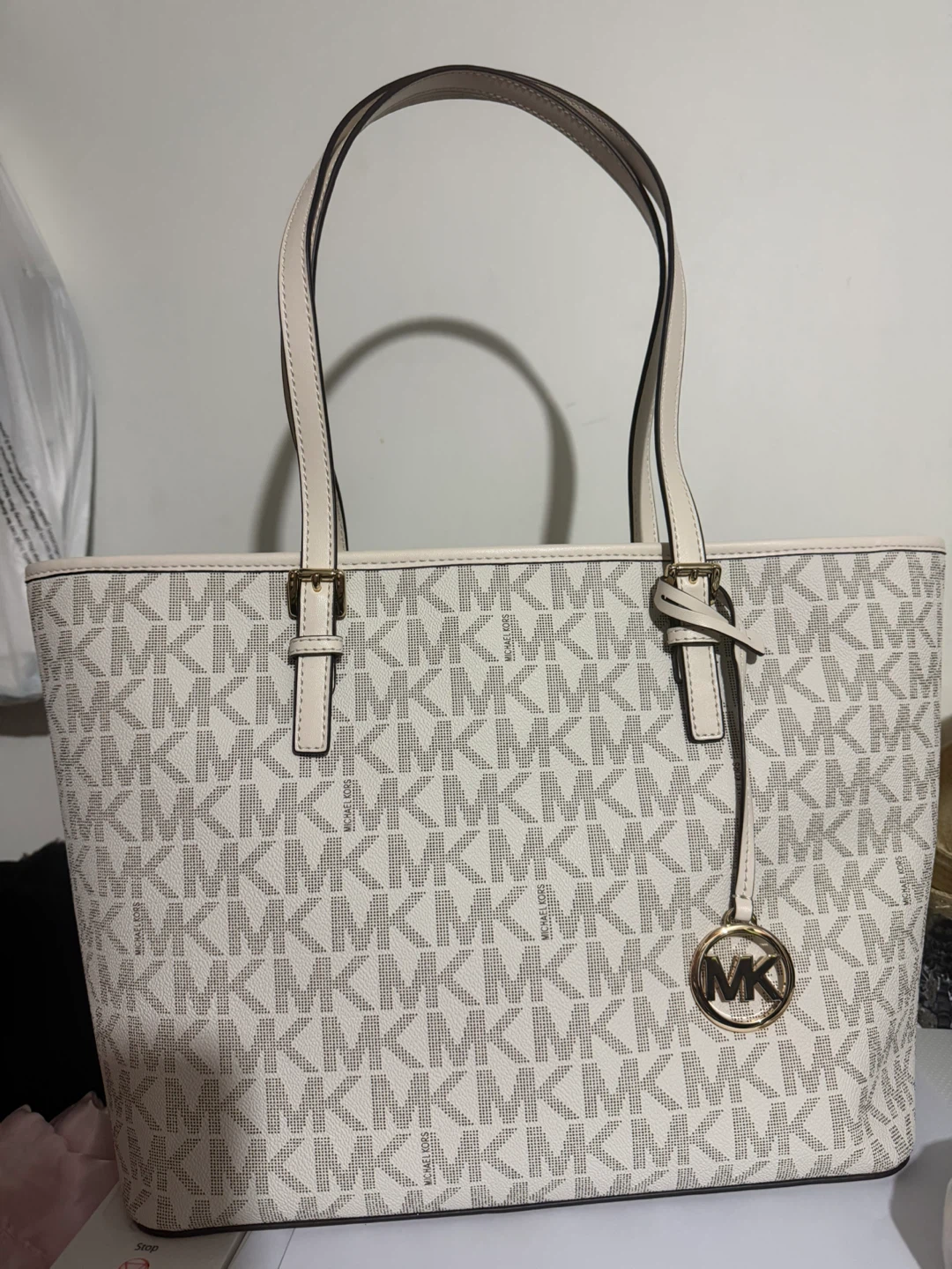 Michael Kors Jet Set Tote Bag