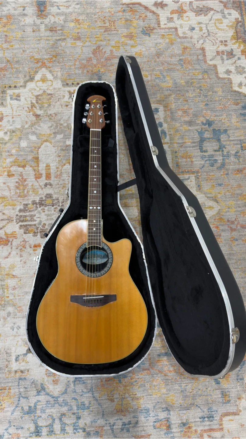 Ovation Celebrity Acoustic Electric Guitar with Hardshell Case