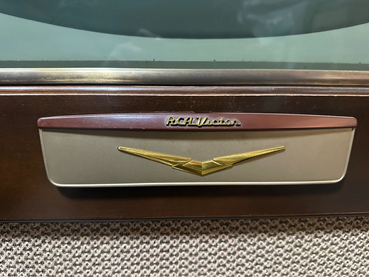 RCA Victor "The Montgomery" Vintage Television - photo 3