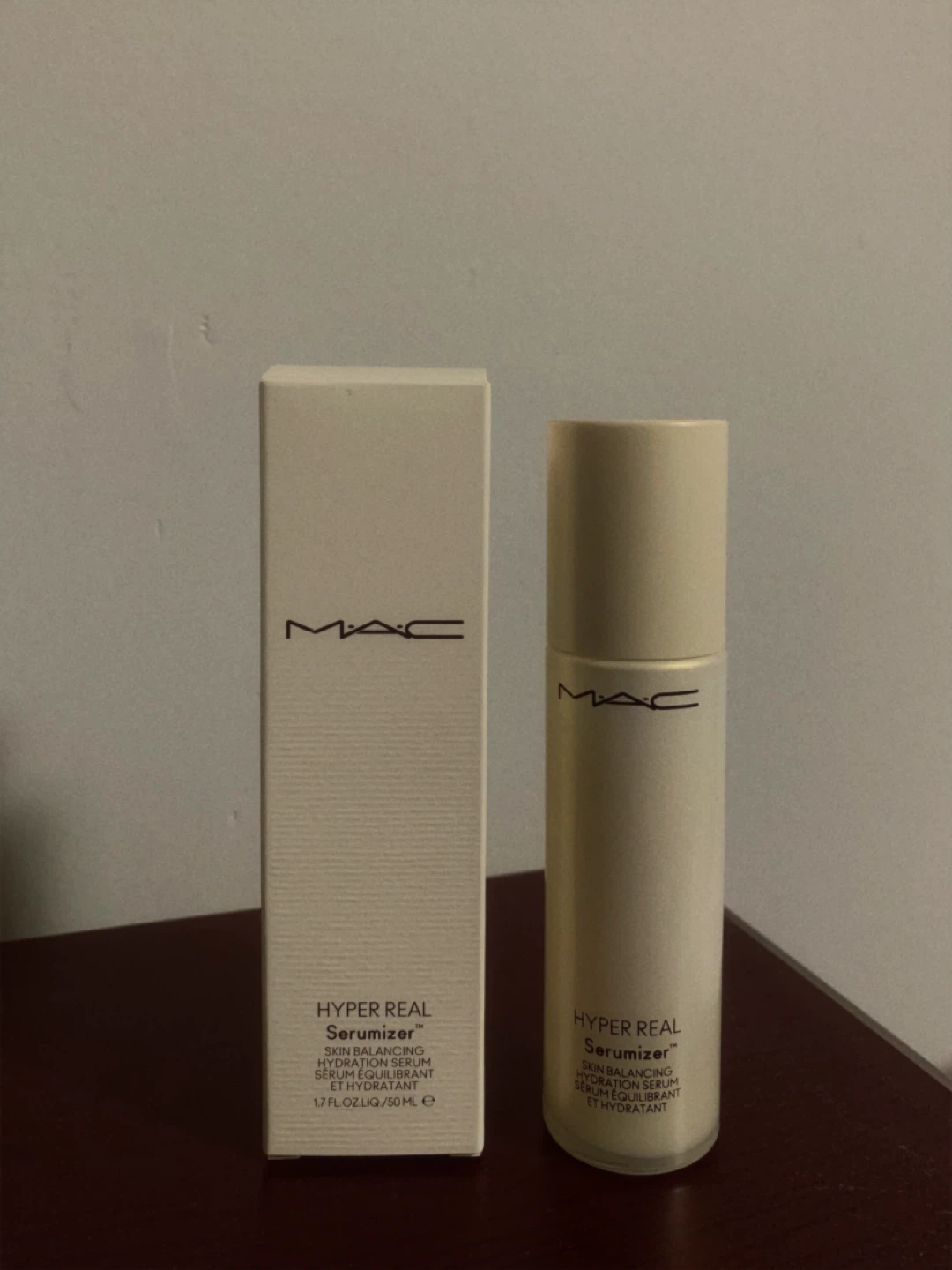 MAC Hyper Real Serumizer Skin Balancing Hydration Serum 50ml