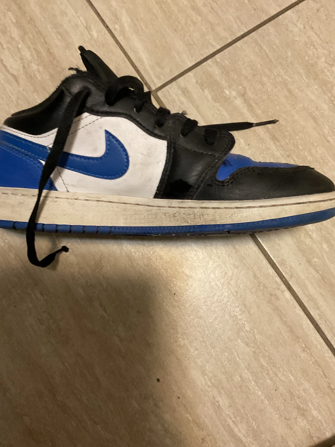 Air Jordan 1 Low SE Royal Blue Sneakers - photo 3