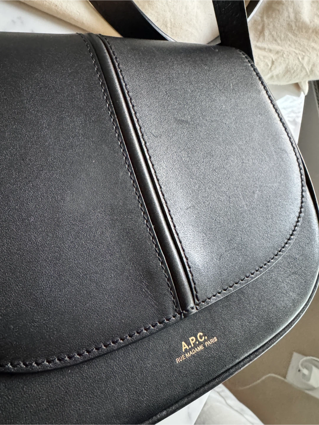 A.P.C. Black Leather Saddle Bag - photo 3