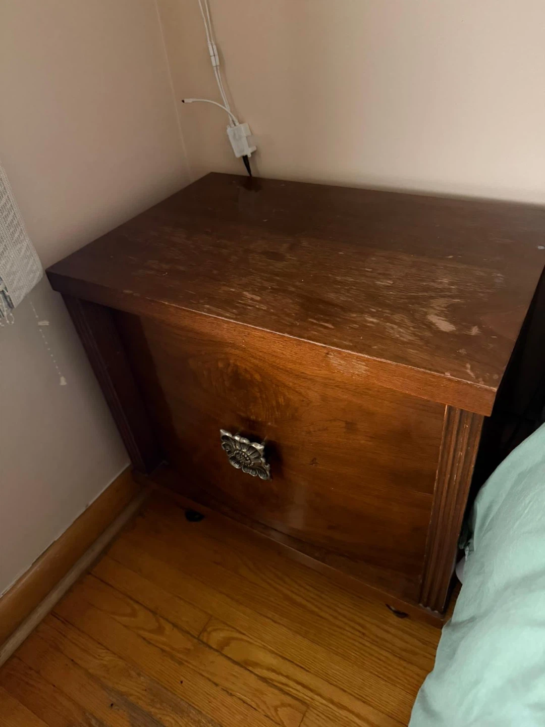 Wooden Dresser with Mirror - photo 4