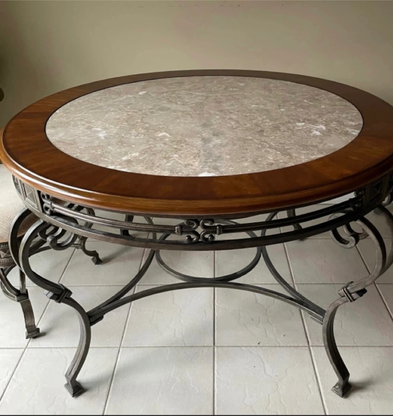 Dinning table round