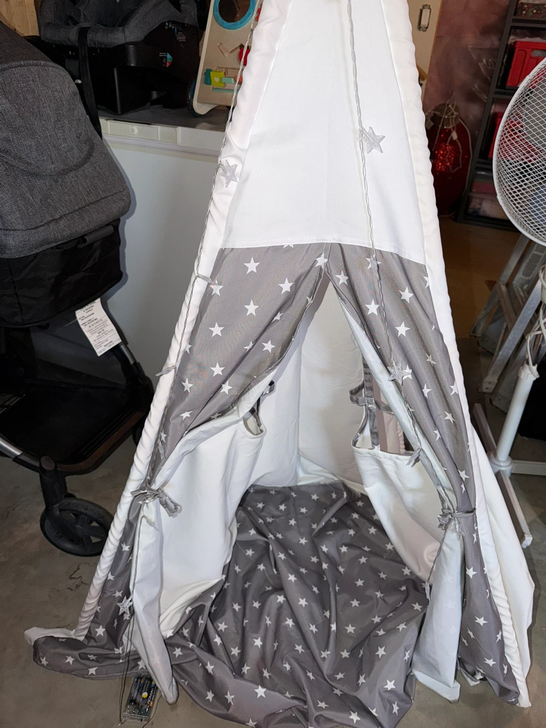 Kids Star Print Teepee Tent