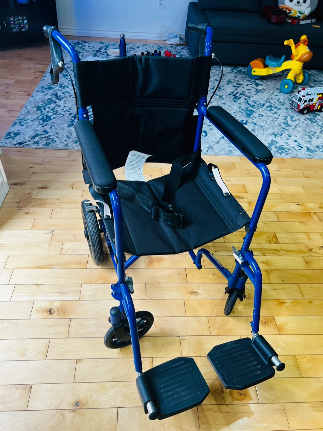 Medline Lightweight Transport Wheelchair - photo 2